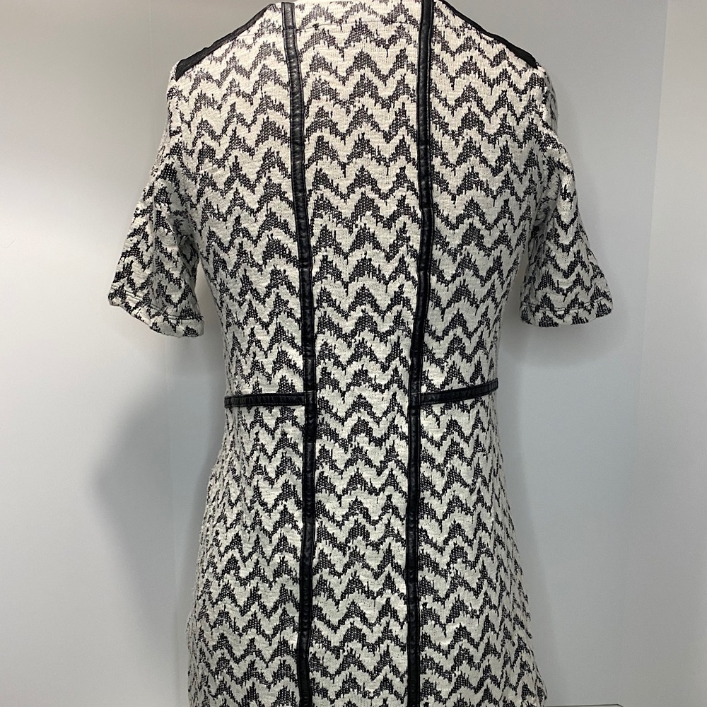 Herringbone “Leather” Sweater Tunic - Picture 6 of 9